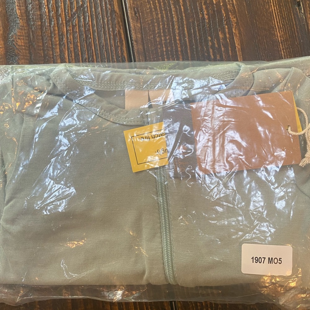 Kyte Baby zipper romper in MOSS